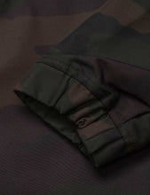 Load image into Gallery viewer, Carhartt-WIP Nimbus Half-Zip Jacket (Fleece Lined) - Camo Evergreen