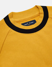 Load image into Gallery viewer, Fred Perry Raglan Sweat Top T-shirt - Gold
