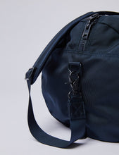Load image into Gallery viewer, Sandqvist Hannes Gymbag - Navy Blue
