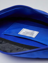 Load image into Gallery viewer, Sandqvist Aste Hip Bag - Bright Blue
