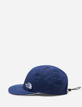 Load image into Gallery viewer, North Face Reversible Norm Hat (Fleece) - Blue/Vintage White
